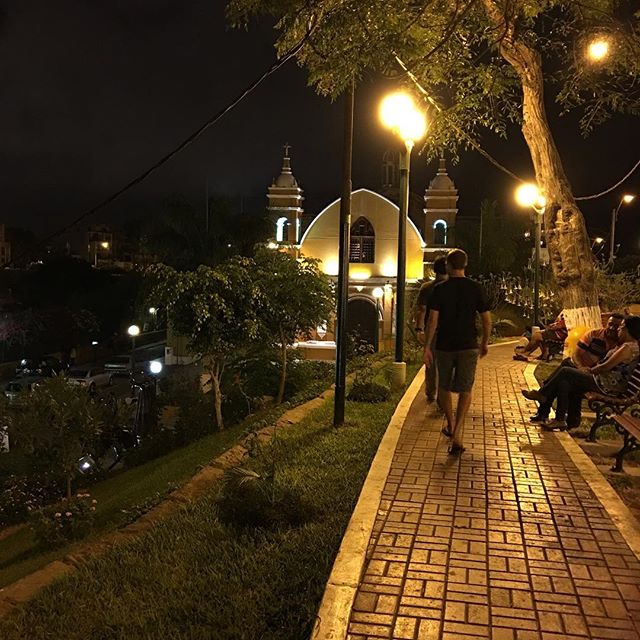 This path led us to the bars and restaurants in Barranco.