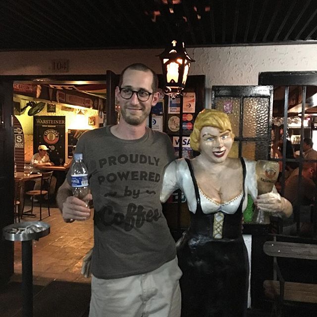 @beaulebens with the awkward looking pub lady ?