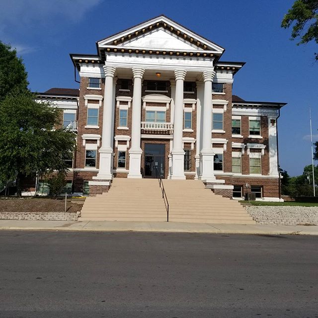 Court house in Montague